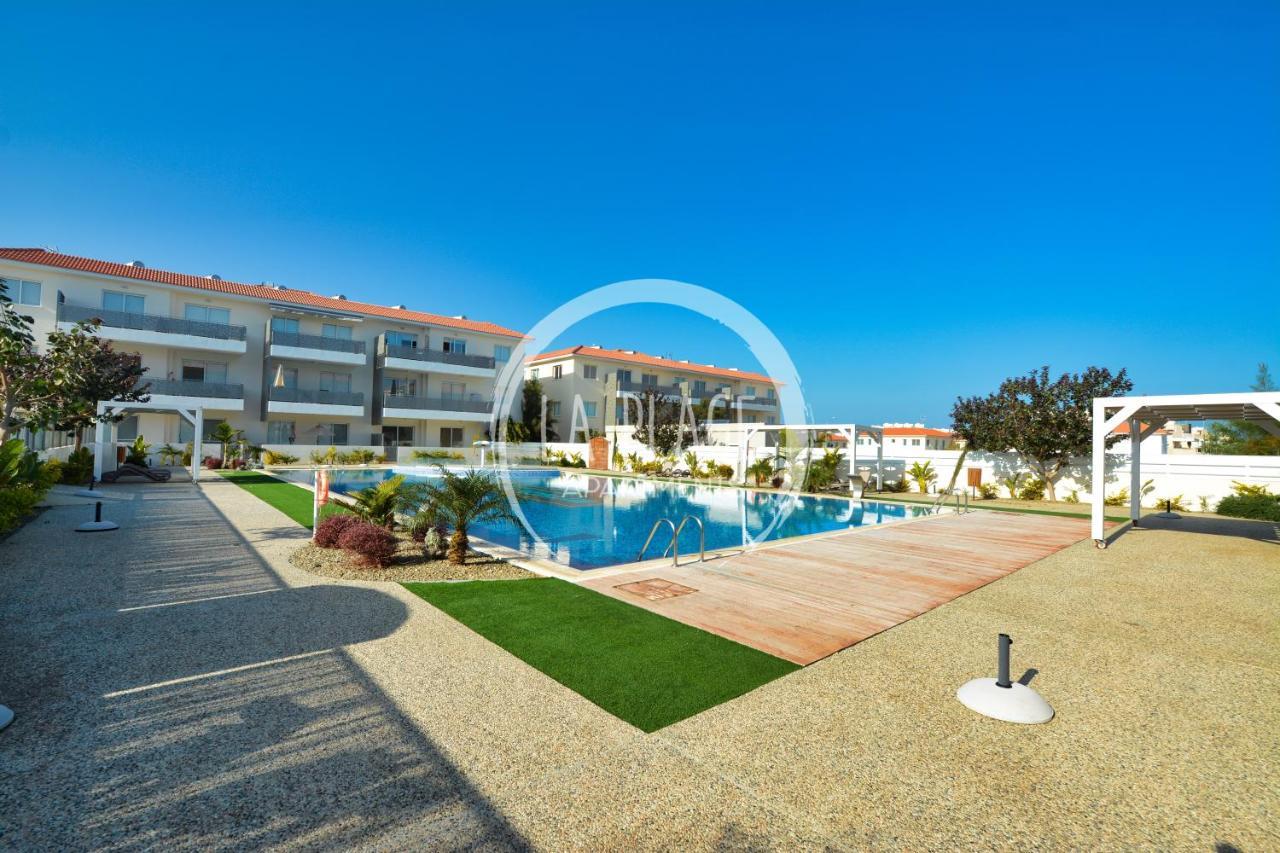♥ Sunny&Cozy Family Apartment ★ Walk To The Beach☼ Paralimni Dış mekan fotoğraf