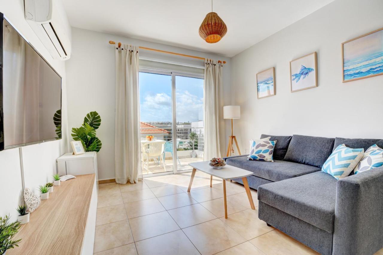 ♥ Sunny&Cozy Family Apartment ★ Walk To The Beach☼ Paralimni Dış mekan fotoğraf