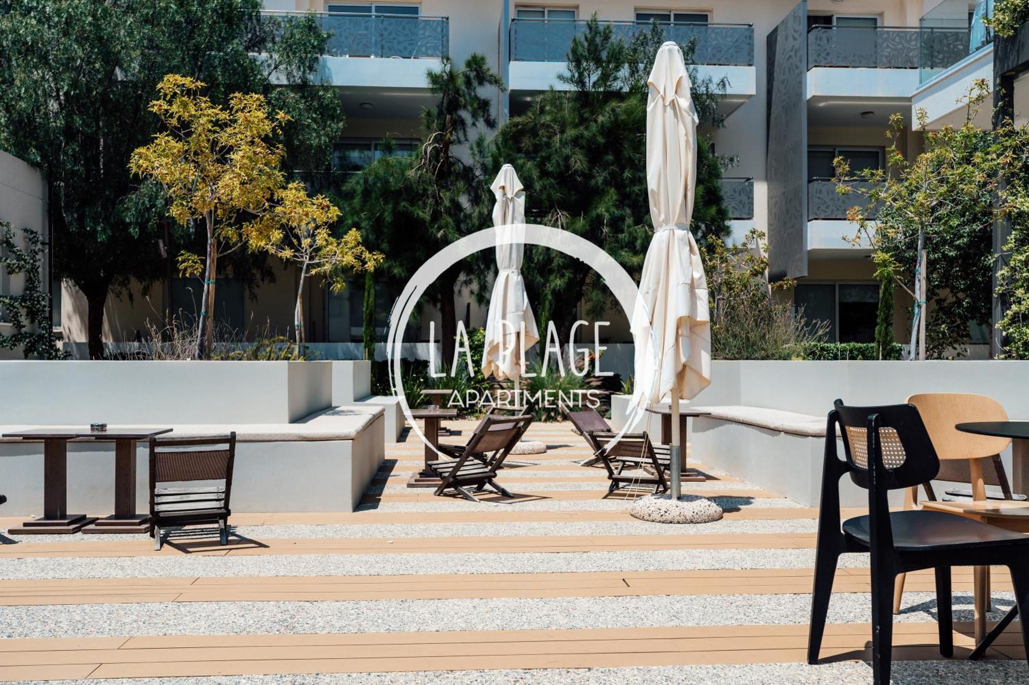 ♥ Sunny&Cozy Family Apartment ★ Walk To The Beach☼ Paralimni Dış mekan fotoğraf